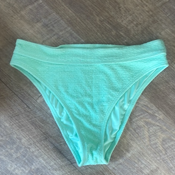 •| billabong bikini - Picture 7 of 9